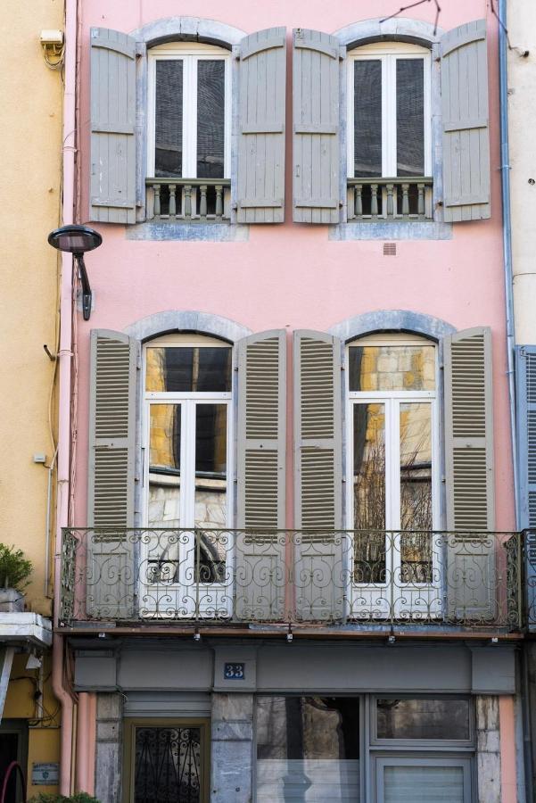 バニエール・ド・ビゴールStudio Neuf, Charme De L'Ancien, Avec Balcon - 3 Etoiles, 4 Diamantsアパートメント エクステリア 写真